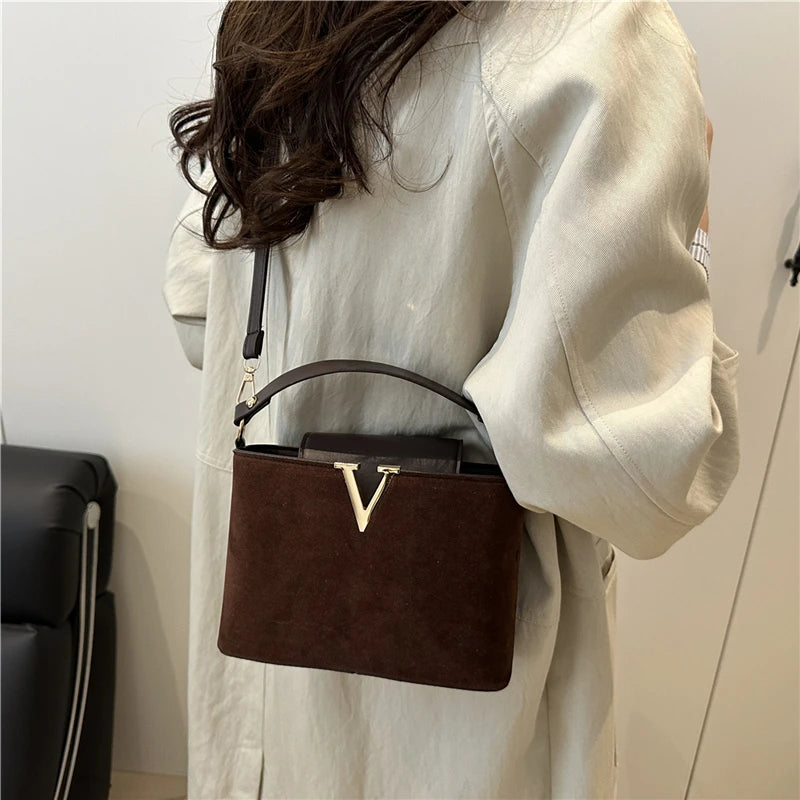 Fashionable Mini Suede Women's Bag, Faux Suede Tote Bag, Hardware Lock Buckle Decoration Handbag Purse Shoulder Cross Body Bags
