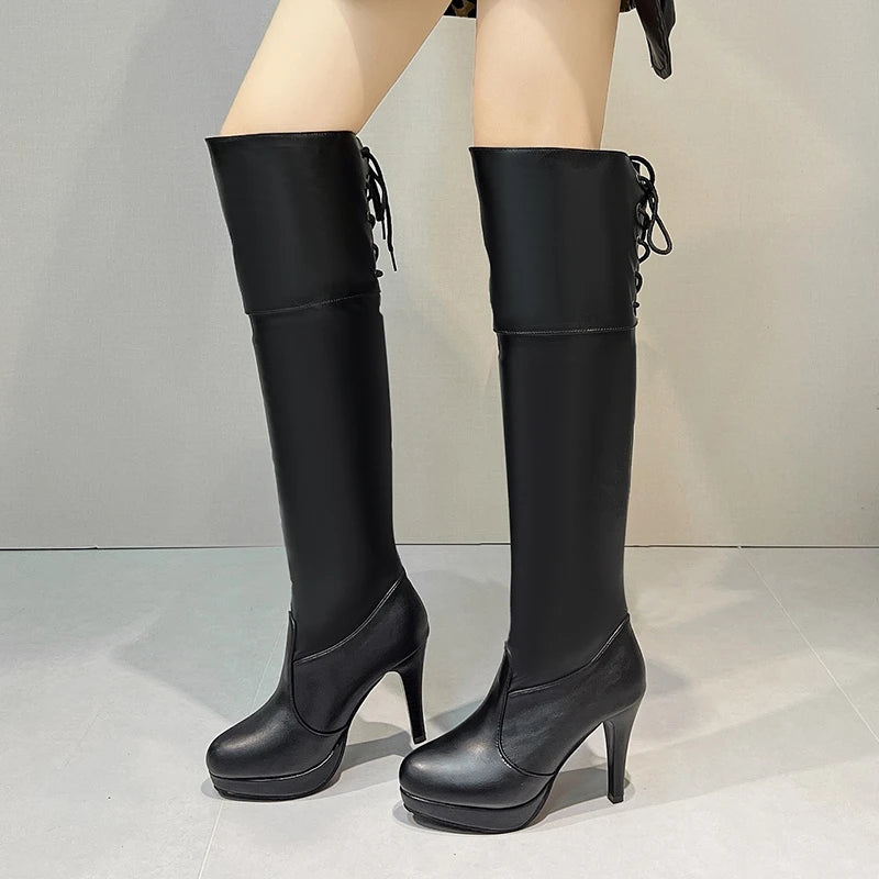 Bottes cuissardes à talons hauts